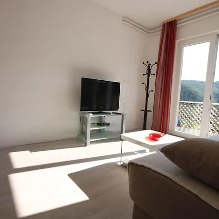 Gemuetliche Ferienwohnung In Mit Grill, Terrasse Und Garten Und Panoramablick