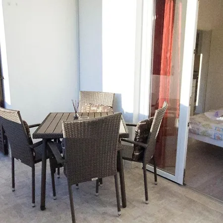 Gemuetliche Ferienwohnung In Mit Grill, Terrasse Und Garten Und Panoramablick 公寓 拉巴克
